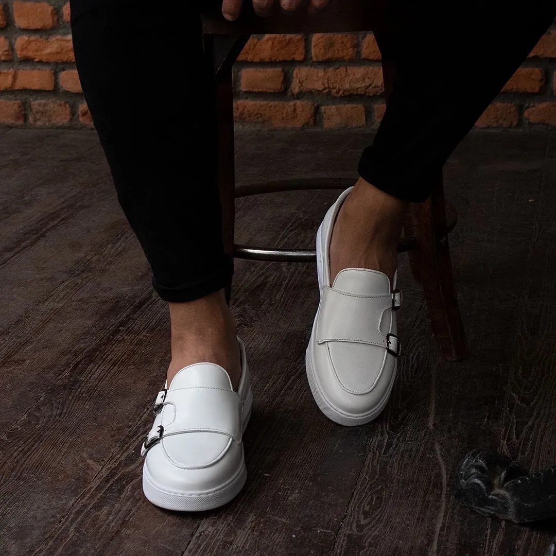 LIZZIO-White Space Buckle Loafer