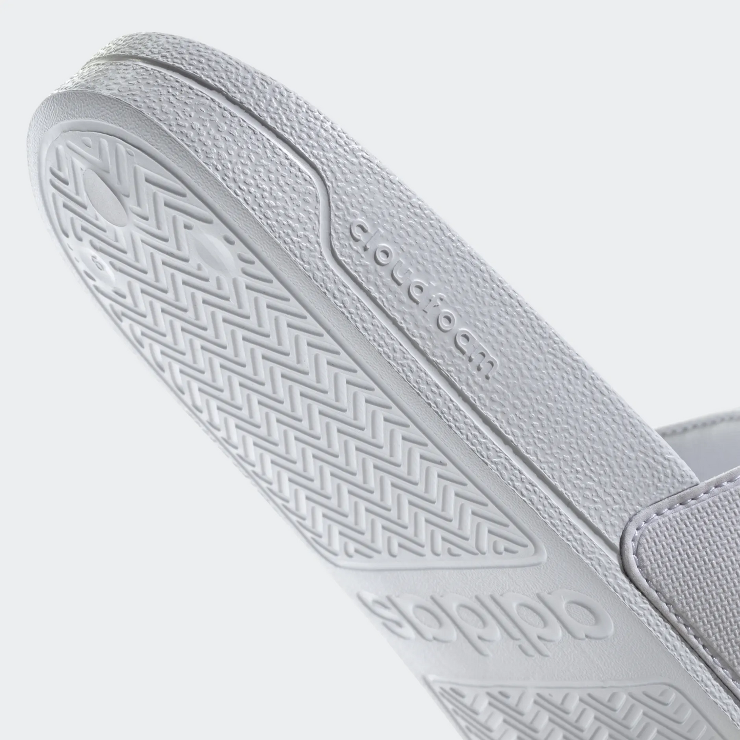 ADIDAS-ADILETTE SHOWER SLIDES WHITE