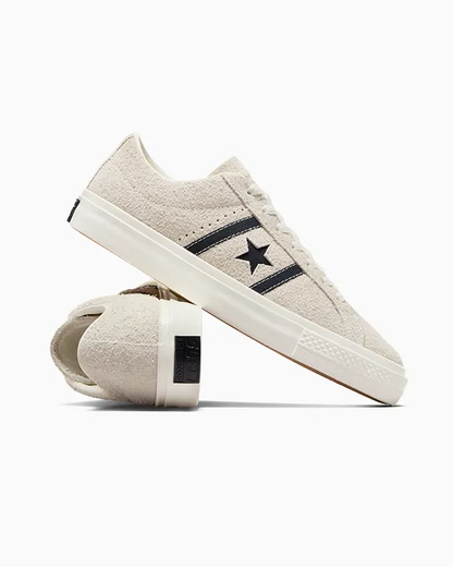 Converse One Star Academy Pro Suede