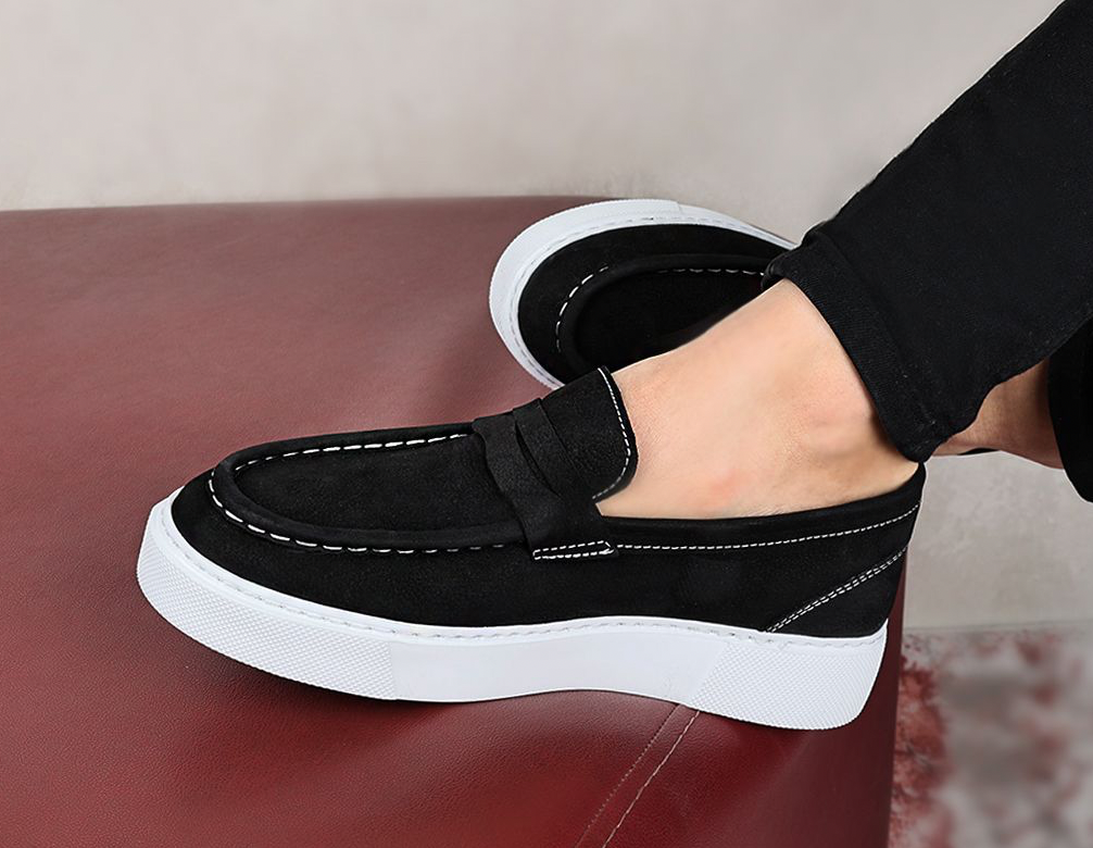 LIZZIO-Black Suede Ben Leather Loafer