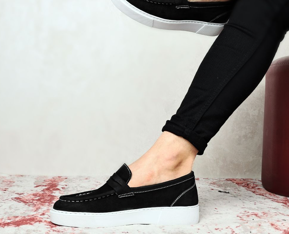 LIZZIO-Black Suede Ben Leather Loafer