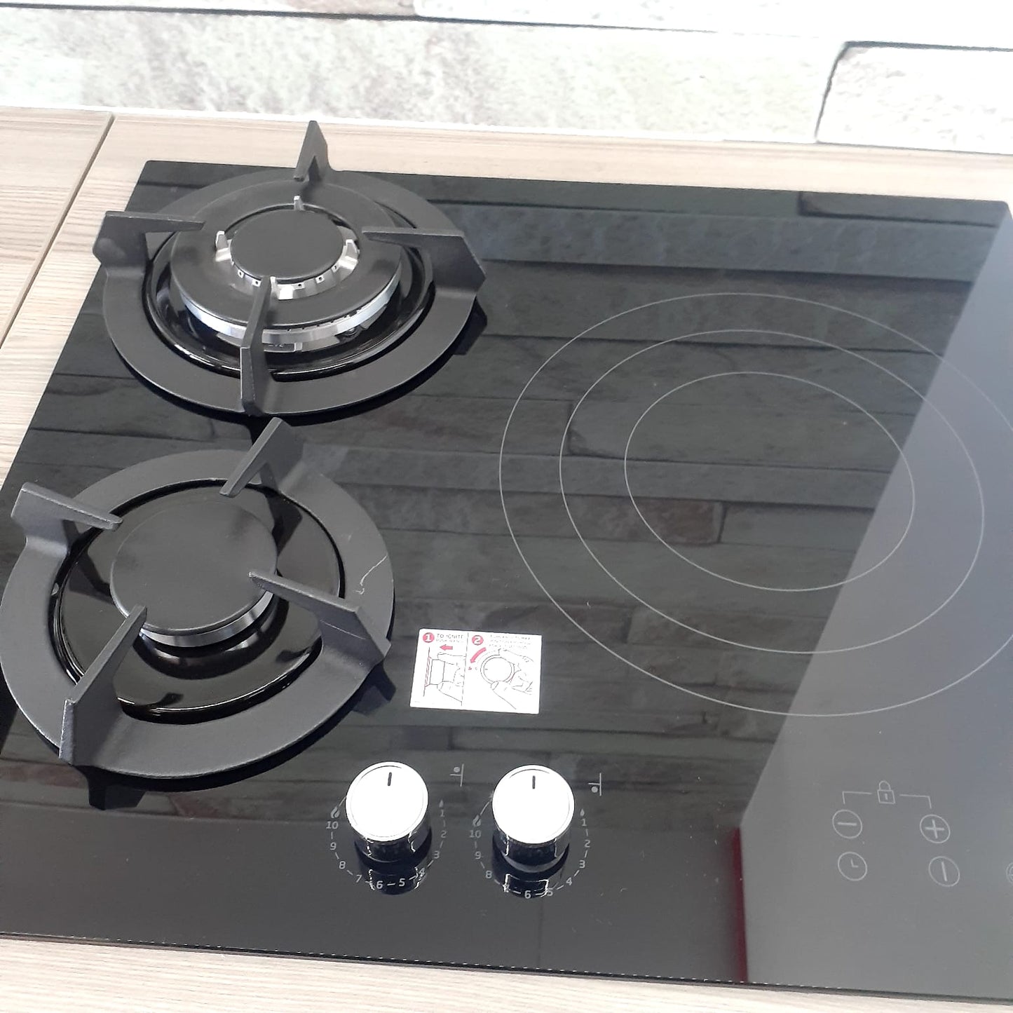 DEFY-COMBINATION HOB - DHG605