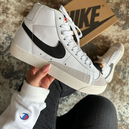 Nike Blazer Mid '77