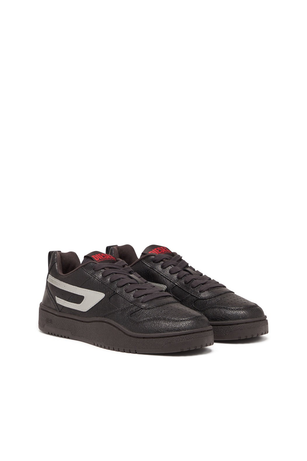 DIESEL - S-UKIYO V2 LOW - LOW-TOP SNEAKERS IN CRACKED LEATHER