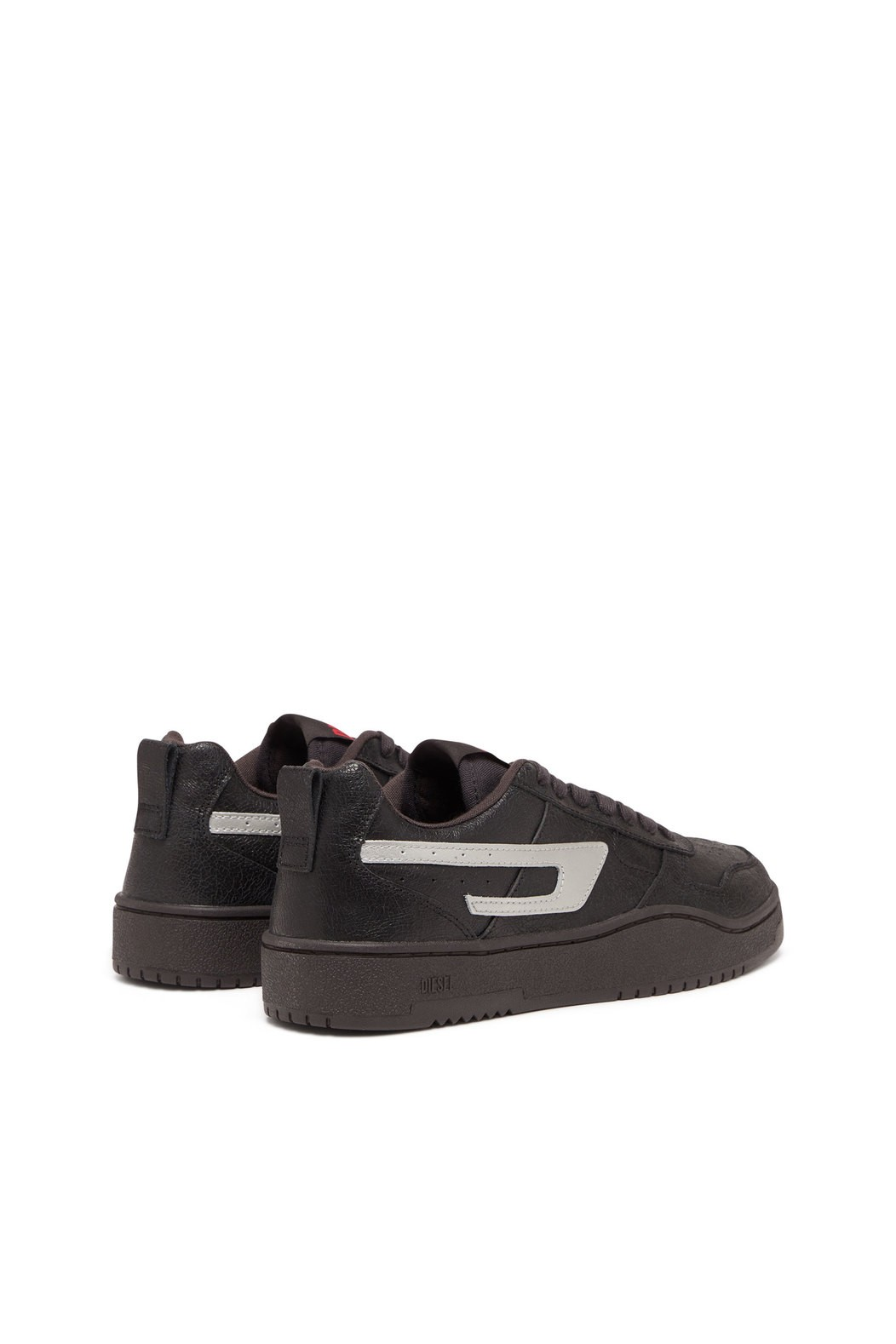 DIESEL - S-UKIYO V2 LOW - LOW-TOP SNEAKERS IN CRACKED LEATHER