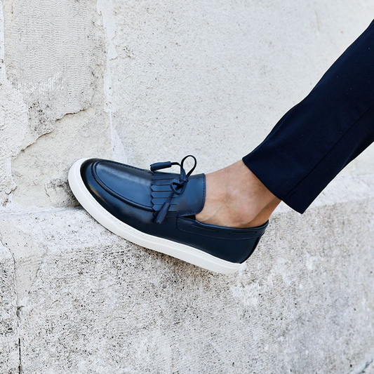 LIZZIO-Navy Blue Tassel Leather Loafers (Small Cut)