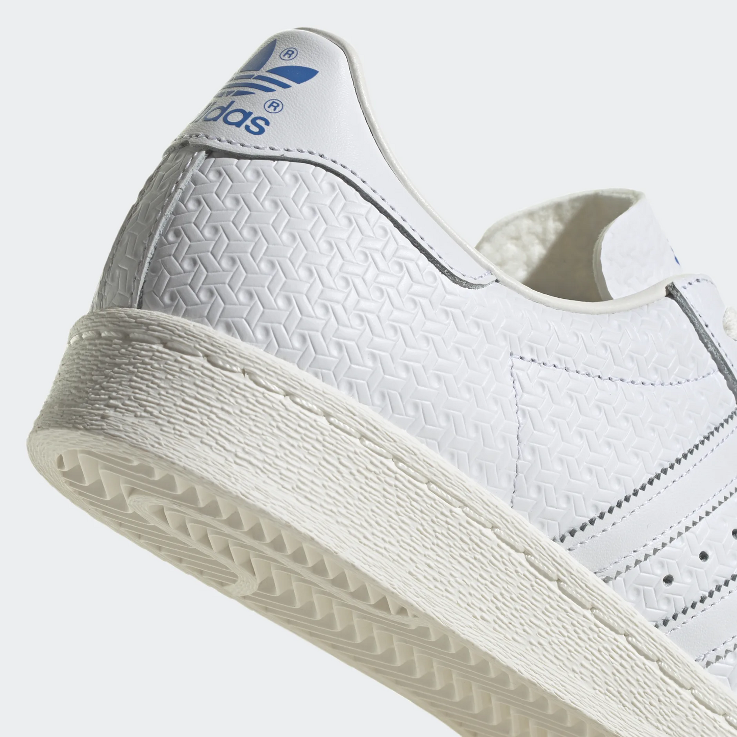 ADIDAS - SUPERSTAR 82 SHOES