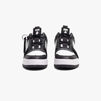 S.P.C.C. Recon Tau Lo Lace-up Sneaker